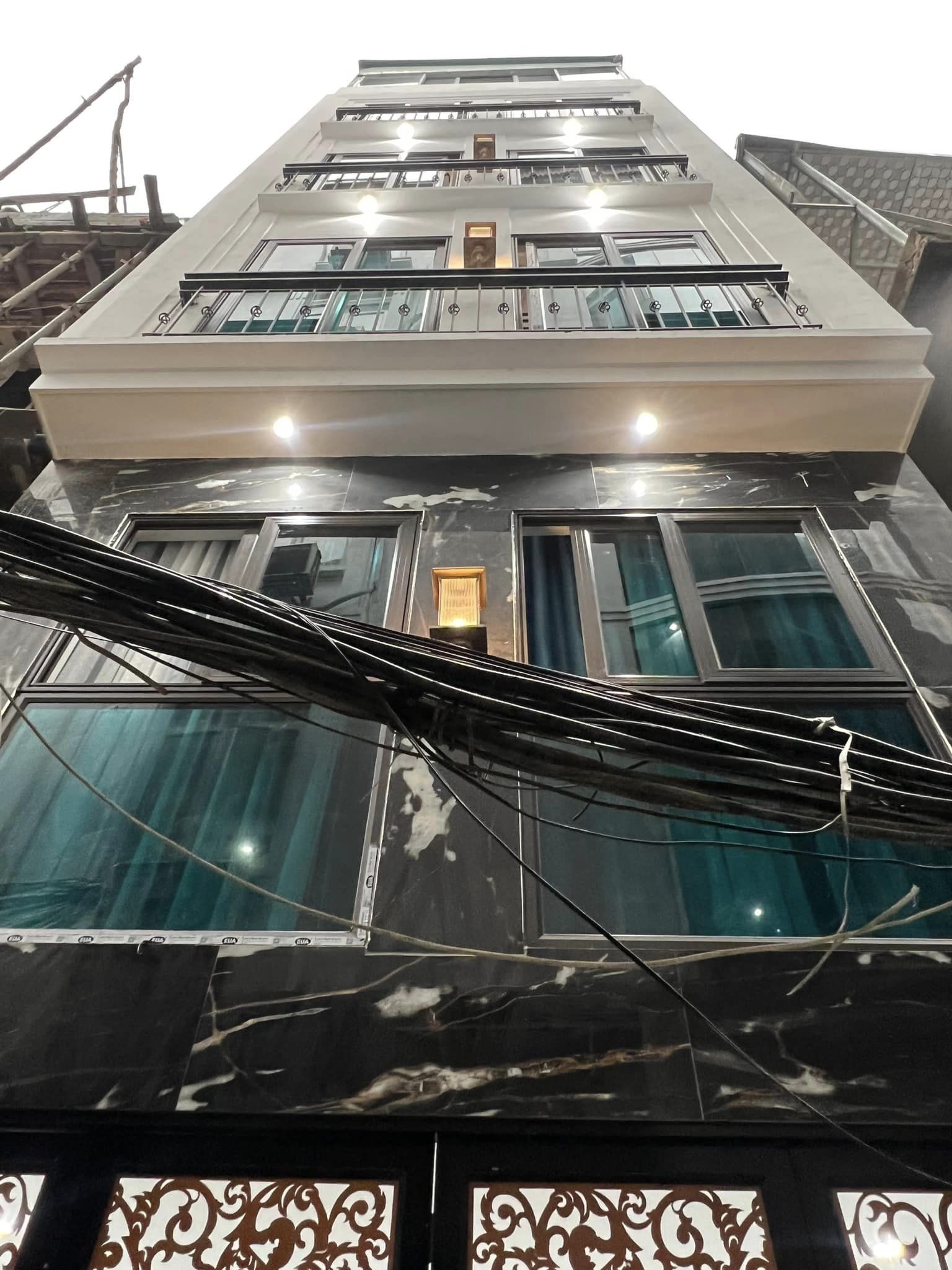 Bán nhà Yên Hòa Cầu Giấy 55m2, 7 tầng, 14PKK DÒNG TIỀN 800trieu, NHÀ MỚI ĐẸP chỉ hơn 9 tỷ 0904.688.633