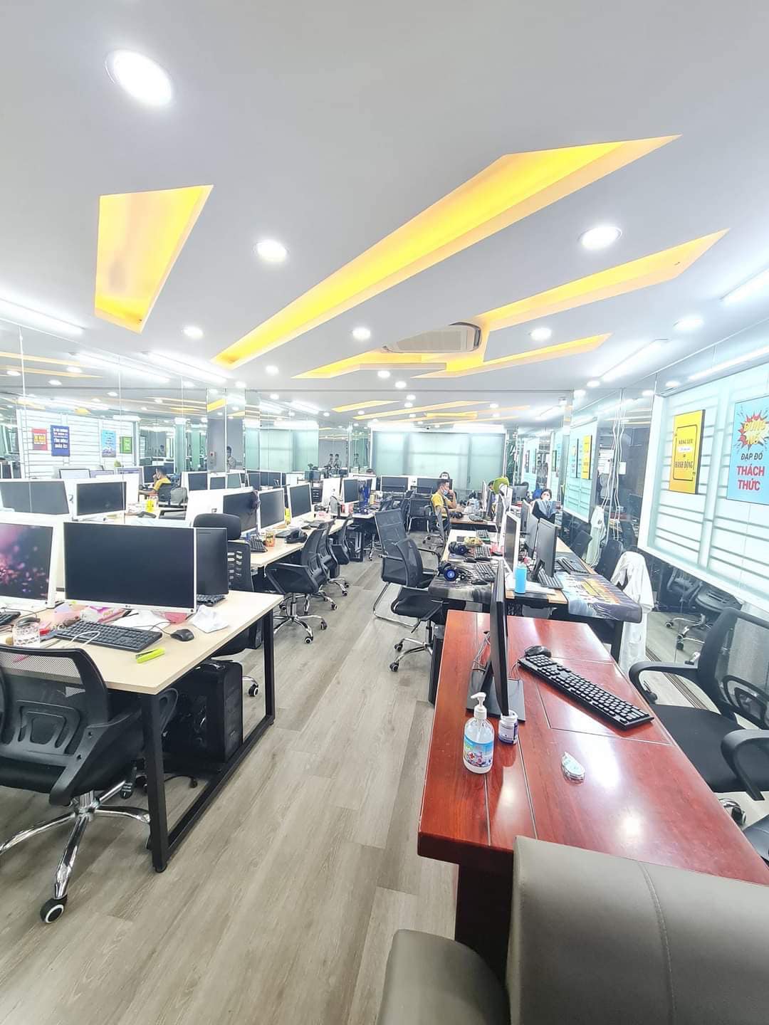 LÔ GÓC HIẾM MẶT PHỐ XÃ ĐÀN, ĐỐNG ĐA, DTXD: 75M, 7 TẦNG THANG MÁY, NỞ HẬU, GIÁ BÁN: 46 TỶ.