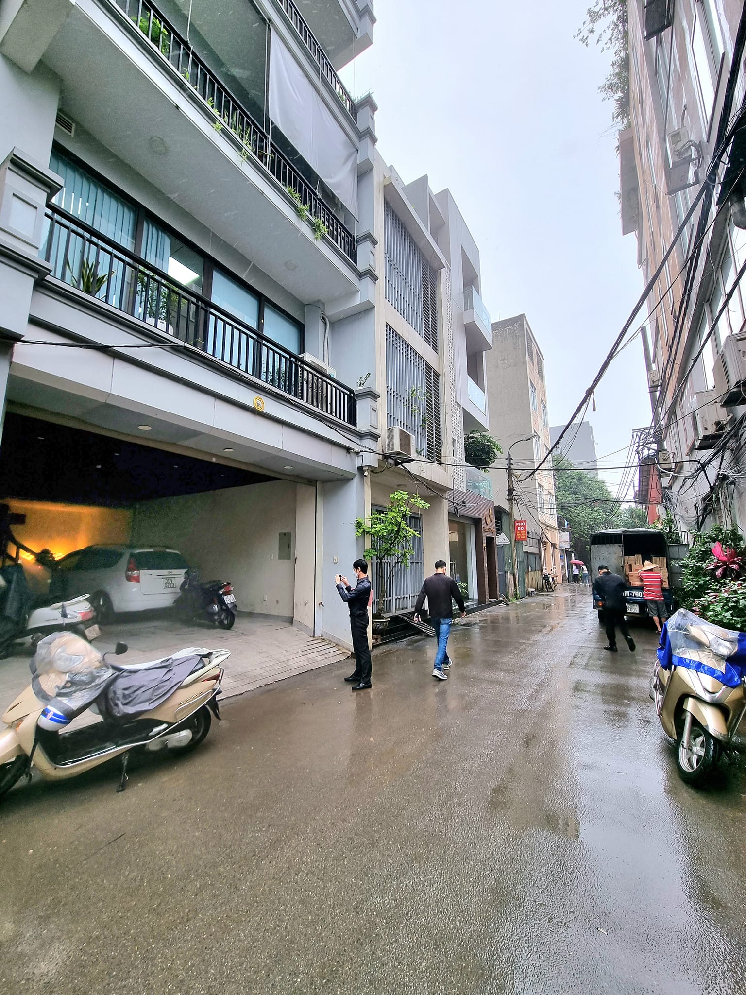 SIÊU PHẨM, TỨ LIÊN, TÂY HỒ- GARA 16 CHỖ- VĂN PHÒNG- TM: 78/94M X6T, MT 6M, GIÁ 14,5 TỶ