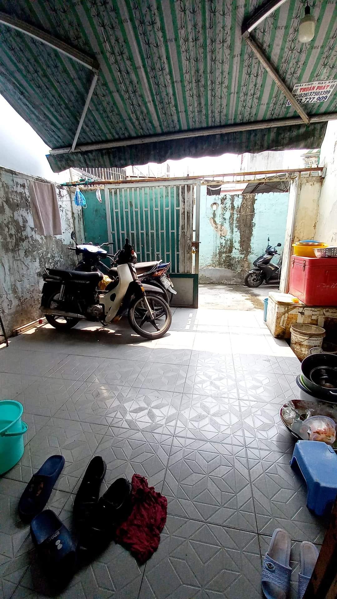 Cần Bán Gấp Nhà Đường Số .Khu Tân Quy .Vip.Quận 7. DT. 60m2. Rẻ Hiếm. 1 Trục Thẳng Bước Mặt Tiền 10M Giá Quá Rẻ Chỉ. 3