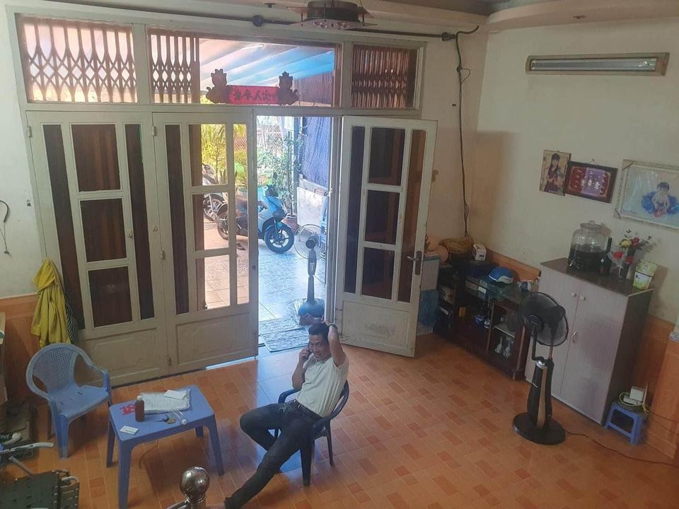 Mặt Tiền Kinh Nguyễn Văn Linh Ngã Tư Khu Chế Xuất Ngang Hơn 5m Quận 7