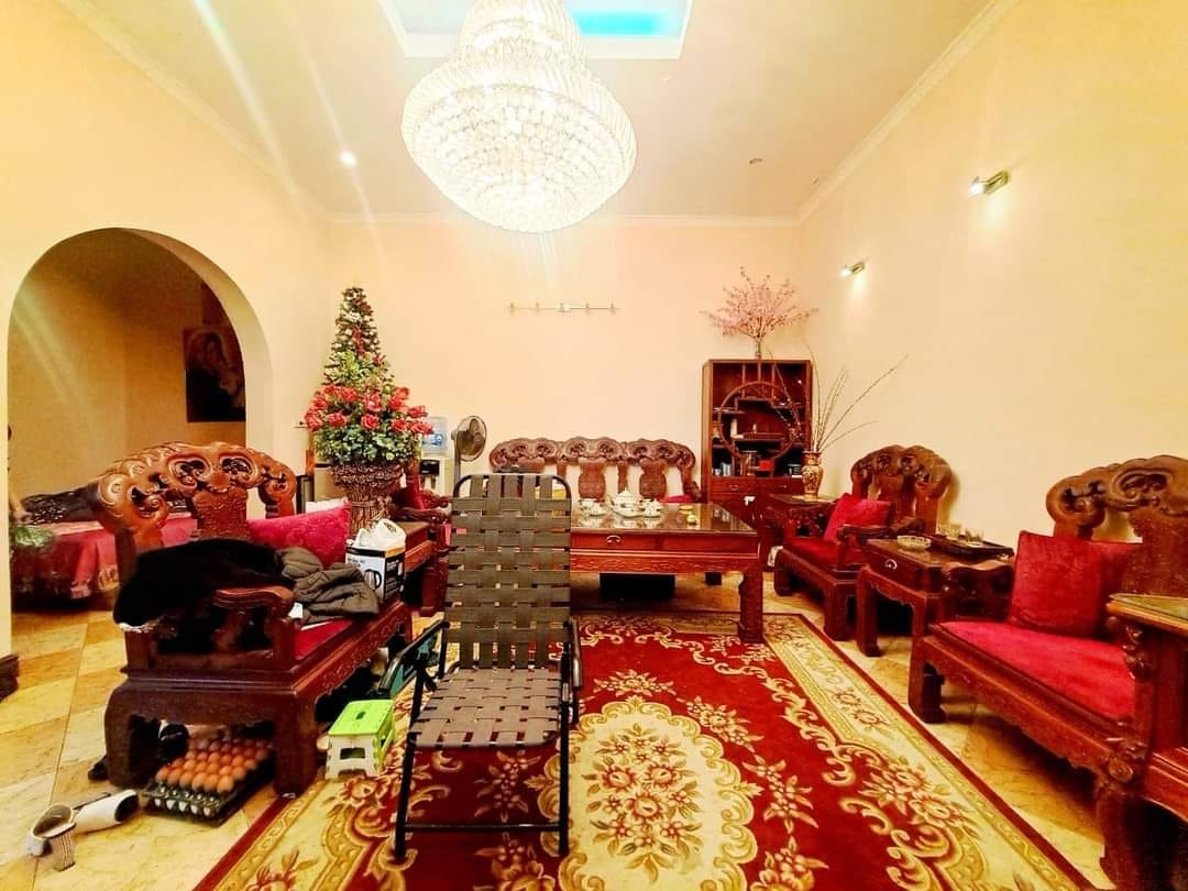 Mặt phố Cổ 200M2 Mặt Tiền 10M- 110 Tỷ -1 Sổ Riêng Biệt ( 550Tr/m)