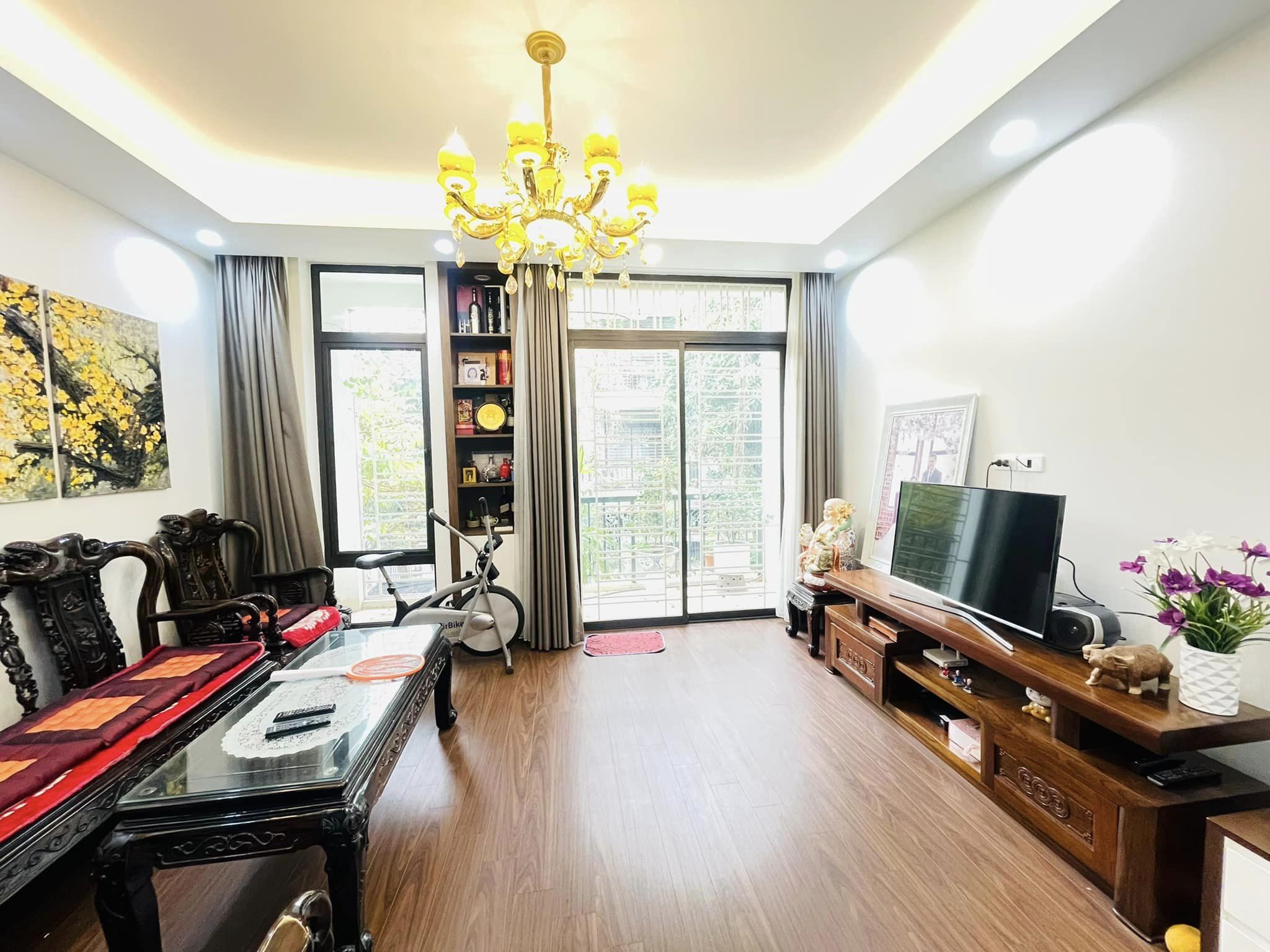 Phố Lê Trọng Tấn 80m x 8 tầng thang máy đường to và sổ đỏ đẹp giá 19.5 tỷ