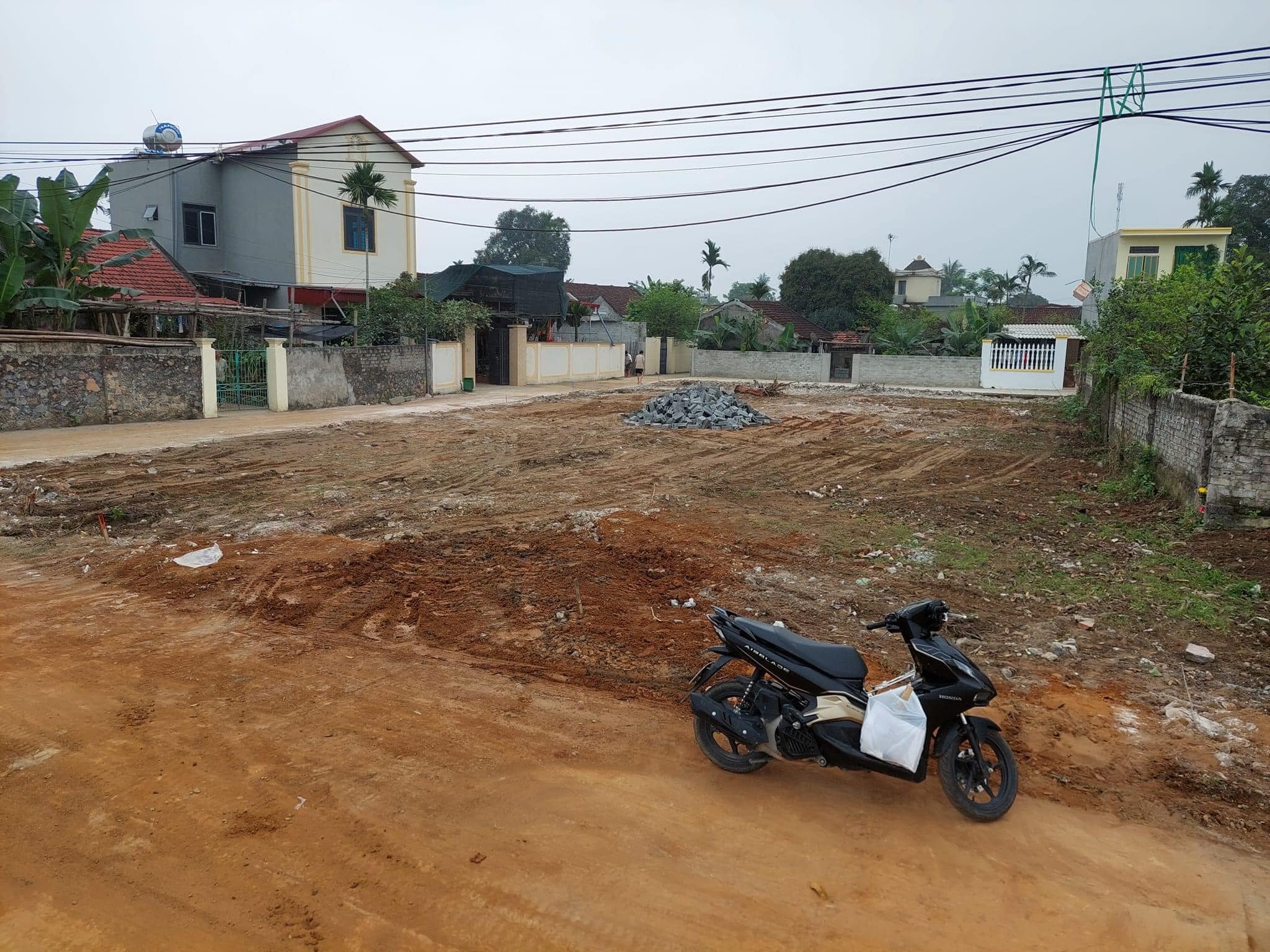 Trung Tâm Thị Trấn Vĩnh Lộc Thanh Hóađường oto vào tận đất .580tr. 120m2. view sông Mã