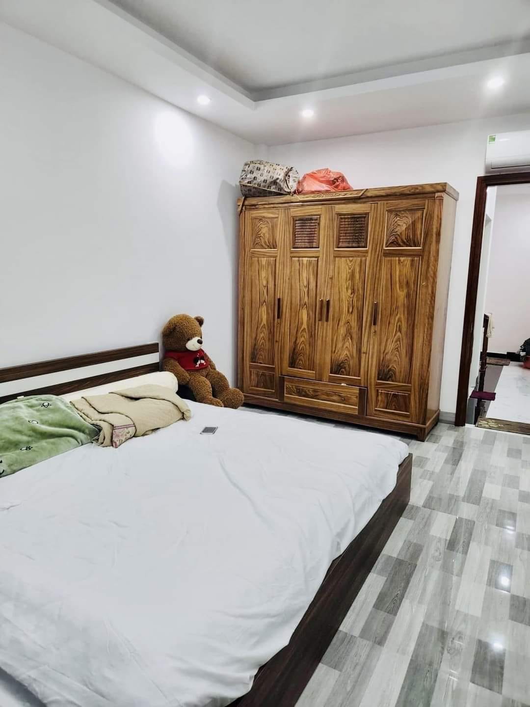 Bán gấp nhà Tây Mỗ, Nam Từ Liêm, MỚI Ở NGAY, 35M2, 5T, MT 3.8M, CHỈ 3.2 TỶ.