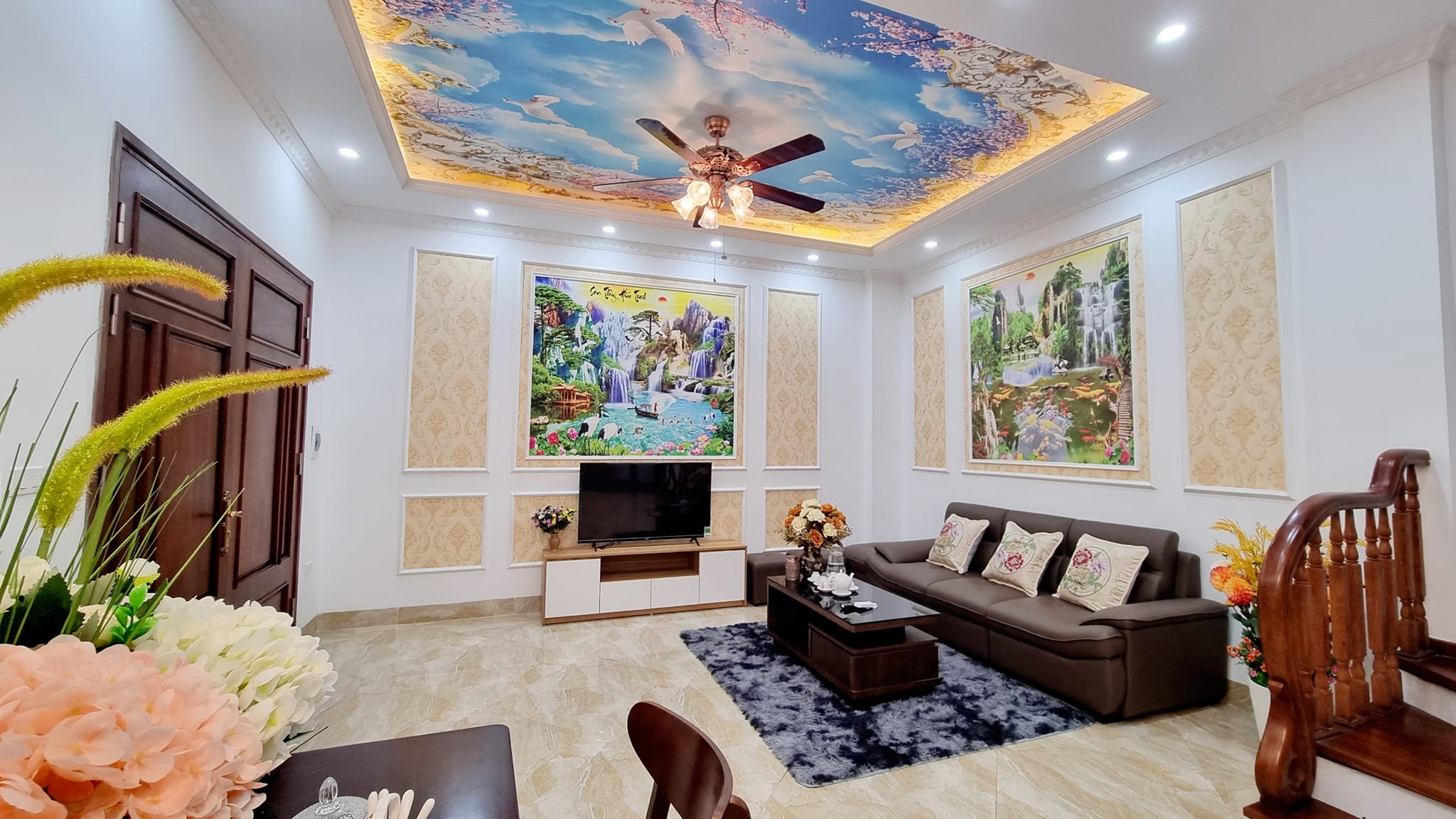 CỰC PHẨM! NHÀ LÔ GÓC - TẶNG FULL NỘI THẤT - HOÀNG HOA THÁM - GIÁ 5.7 TỶ.