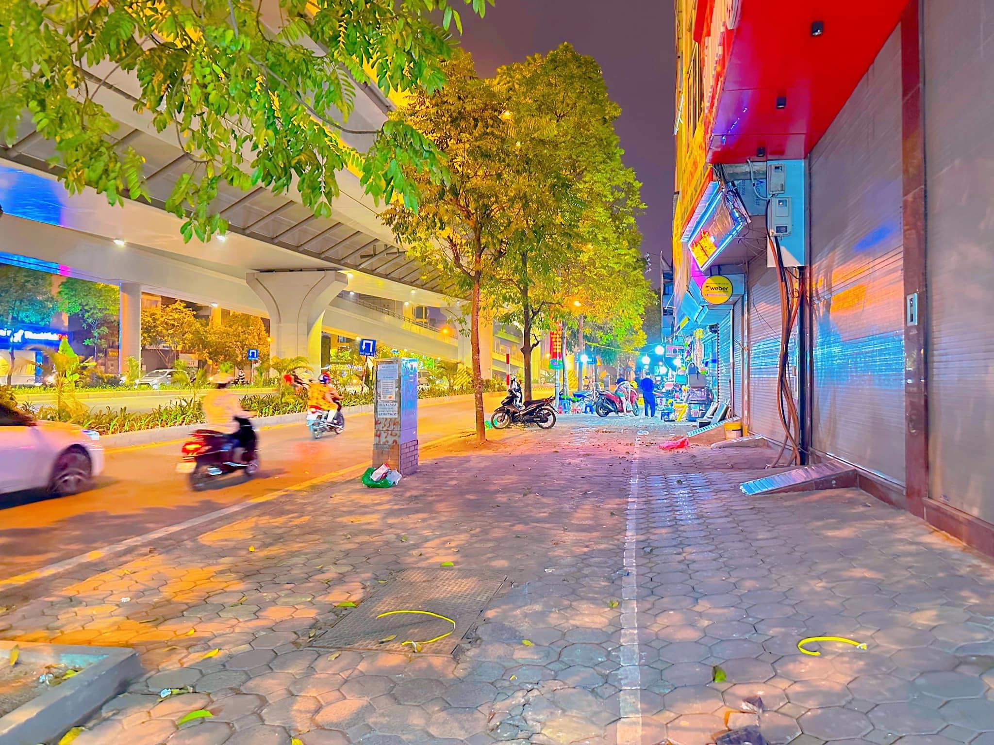 Bán nhà MP Trường Chinh,Thanh Xuân 80m2 x5Tầng, Vỉa hè 5m, Kinh doanh đỉnh, 2 mặt thoáng, giá 19.8 tỷ