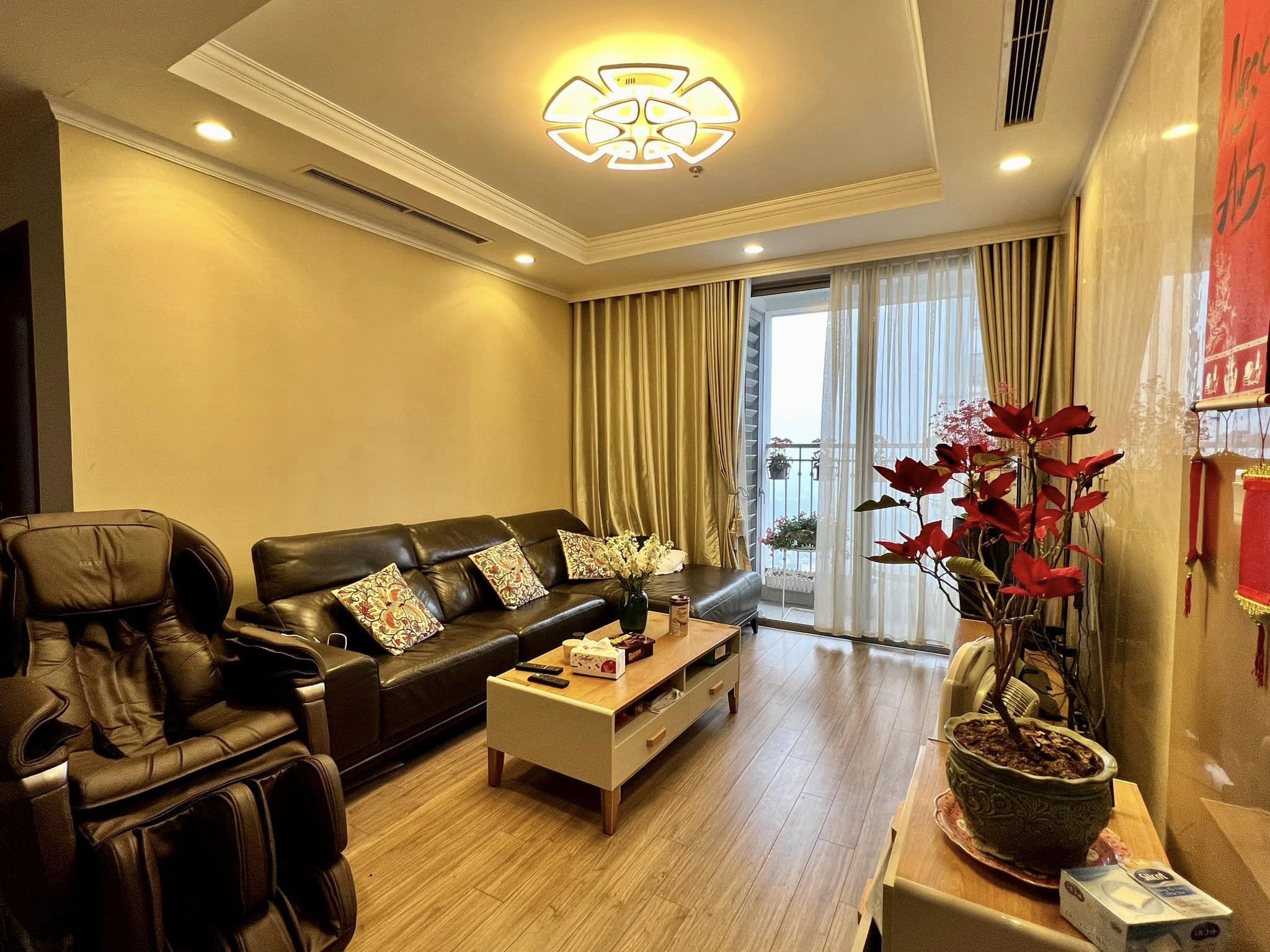 Tôi cần nhà tại Phương Mai 50m x 5 tầng ô tô tránh giá 8 tỷ 9