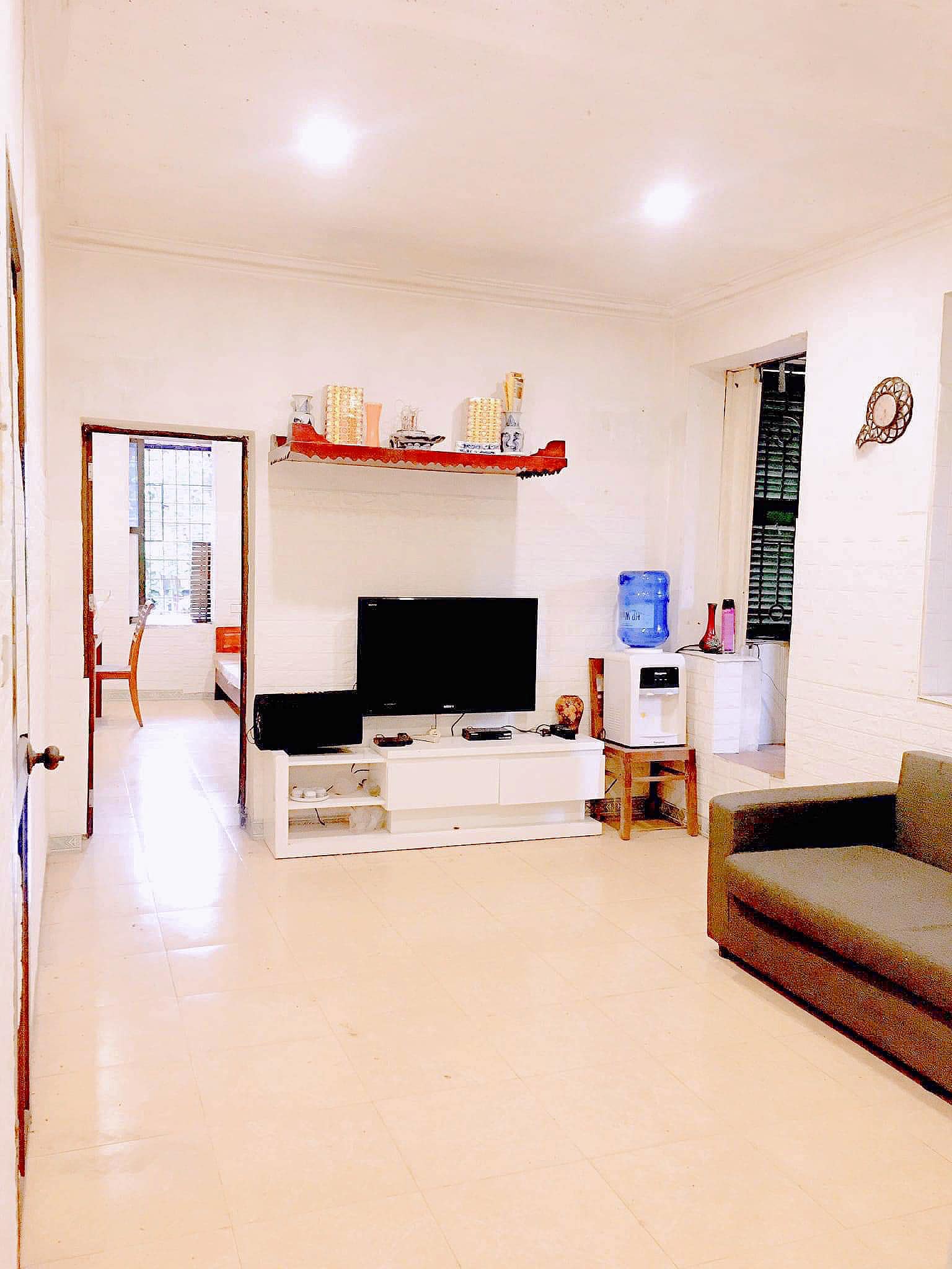 Rất hiếm- 850 triệu có Căn hộ tập thể 80m2, 2 ngủ, Thụy Phương, Bắc Từ Liêm