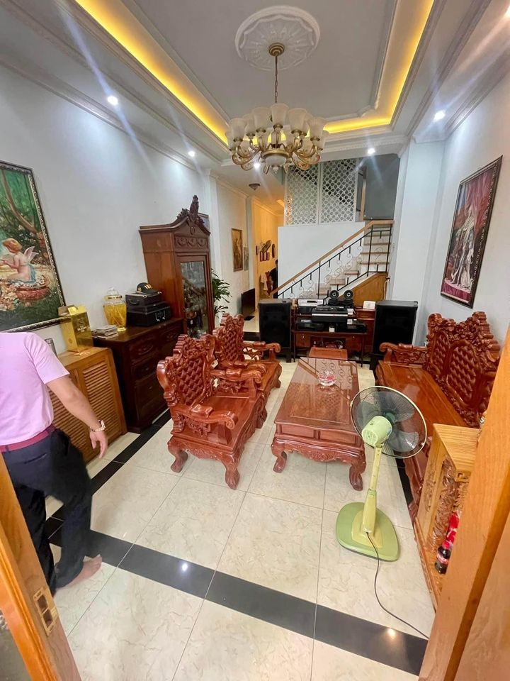 Nhà 4 Tầng Nguyễn Văn Quỳ Cầu Phú Mỹ - TT Quận 7 - Giá Chỉ 4,95Tỷ