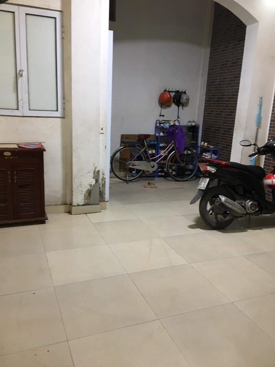 Ngõ 6 Đặng Văn Ngữ, không mua nhà này thì mua nhà nào, 4 tỷ thôi.