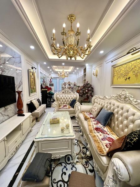 NHÀ MẶT PHỐ- GIÁ PHÂN LÔ- NỘI THẤT ĐẲNG CẤP – KINH DOANH ĐỈNH