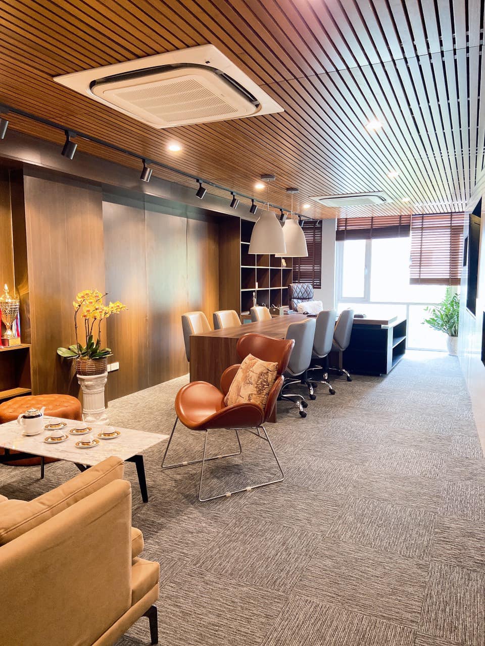 TOÀ VĂN PHÒNG MẶT PHỐ PHAN CHU TRINH - SIÊU PHẨM HOÀN KIẾM - THOÁNG TRƯỚC SAU