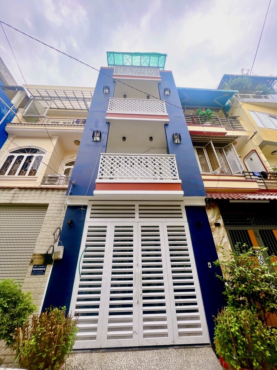 Bán nhà khu vip đường Tân Sơn Nhì,DT:4x12m đúc 3 lầu nhà mới giá 7 tỷ