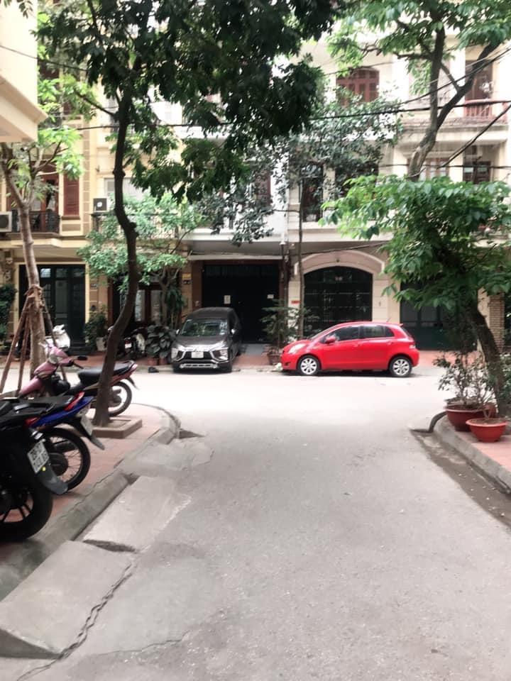 BÁN NHÀ ĐẦM TRẤU QUẬN HAI BÀ TRƯNG - 48M 5 TẦNG MT 4.2M - HƠN 10 TỶ PHÂN LÔ Ô TÔ TRÁNH KINH DOANH BẤT CHẤP DÒNG TIỀN 20TR/THÁNG