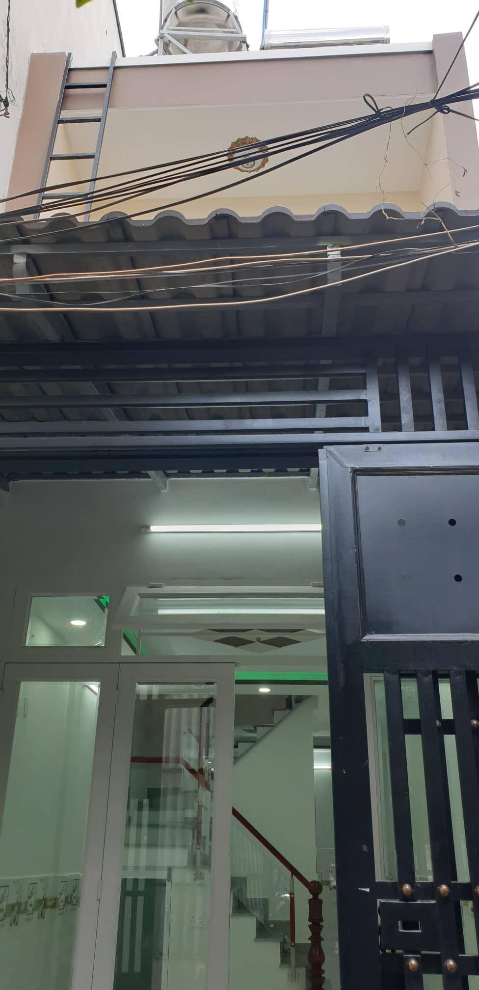 NHÀ ĐẸP 2 TẦNG, DIỆN TÍCH KHỦNG 42M2 P10, GV CHỈ NHỈNH 3 TỶ HƠN