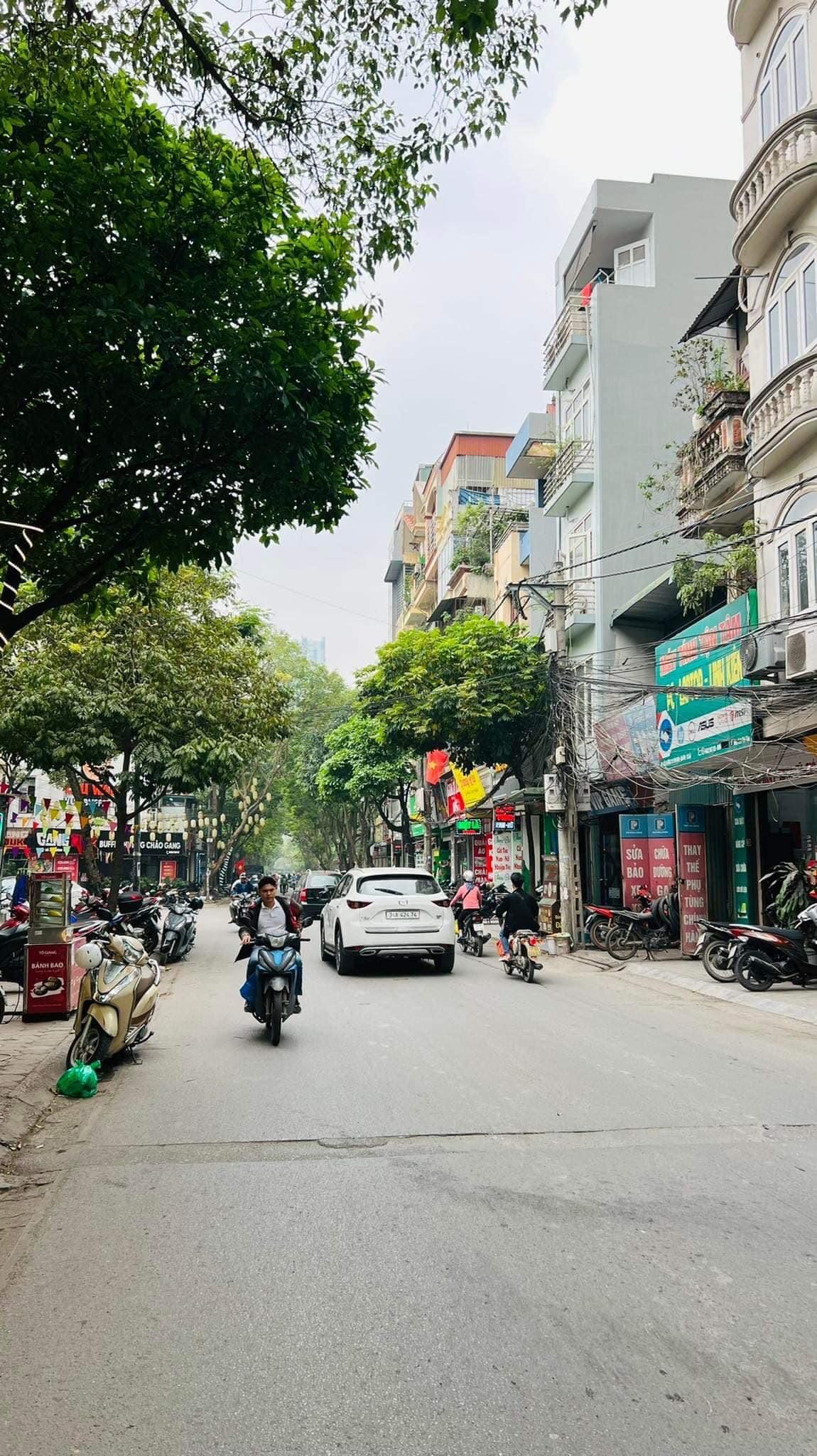 Mặt phố Hà Đông cực đẹp - Văn Quán dg 19/5