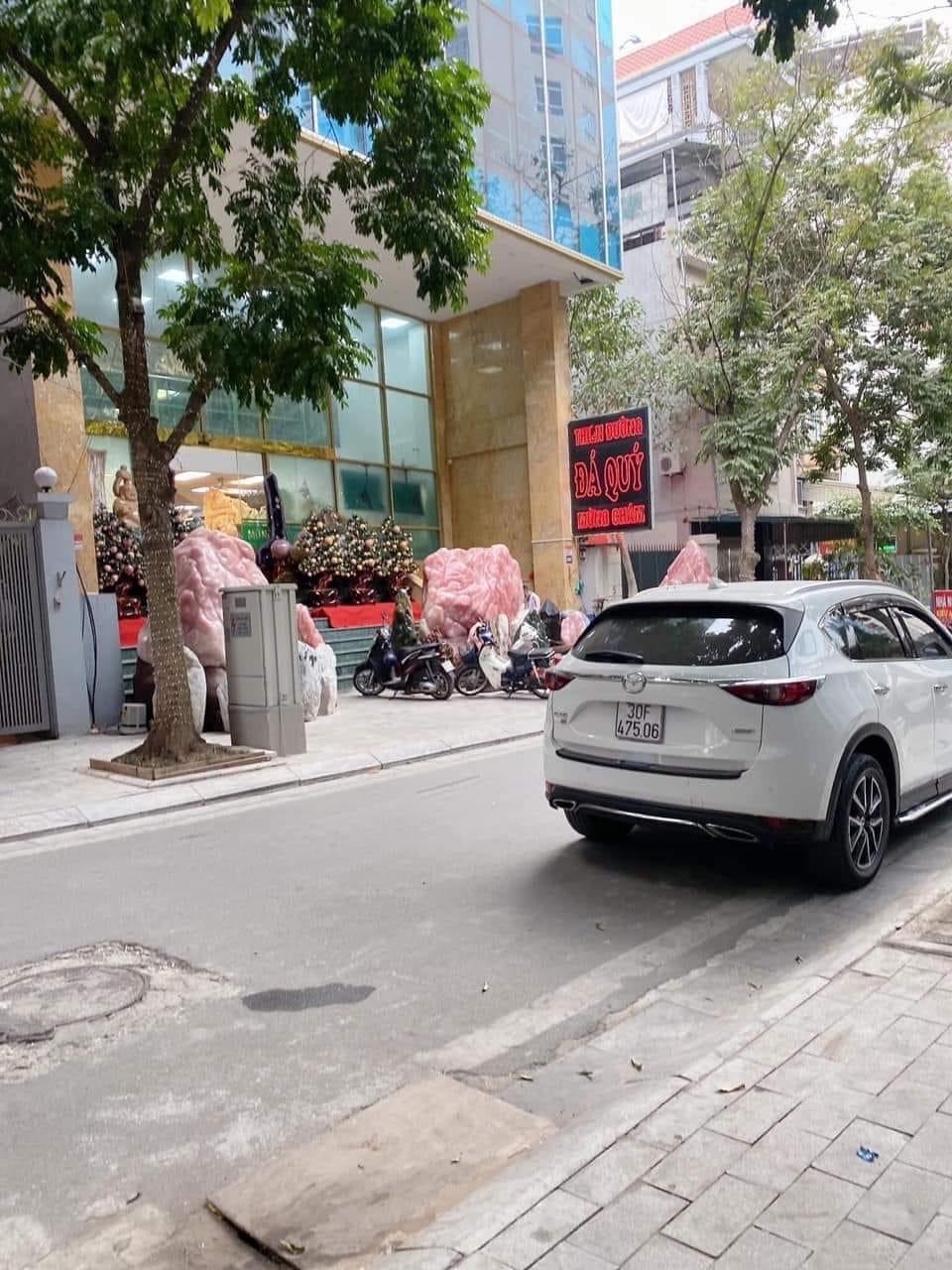 Siêu phẩm phân lô - ngõ ô tô tránh- kinh doanh tốt