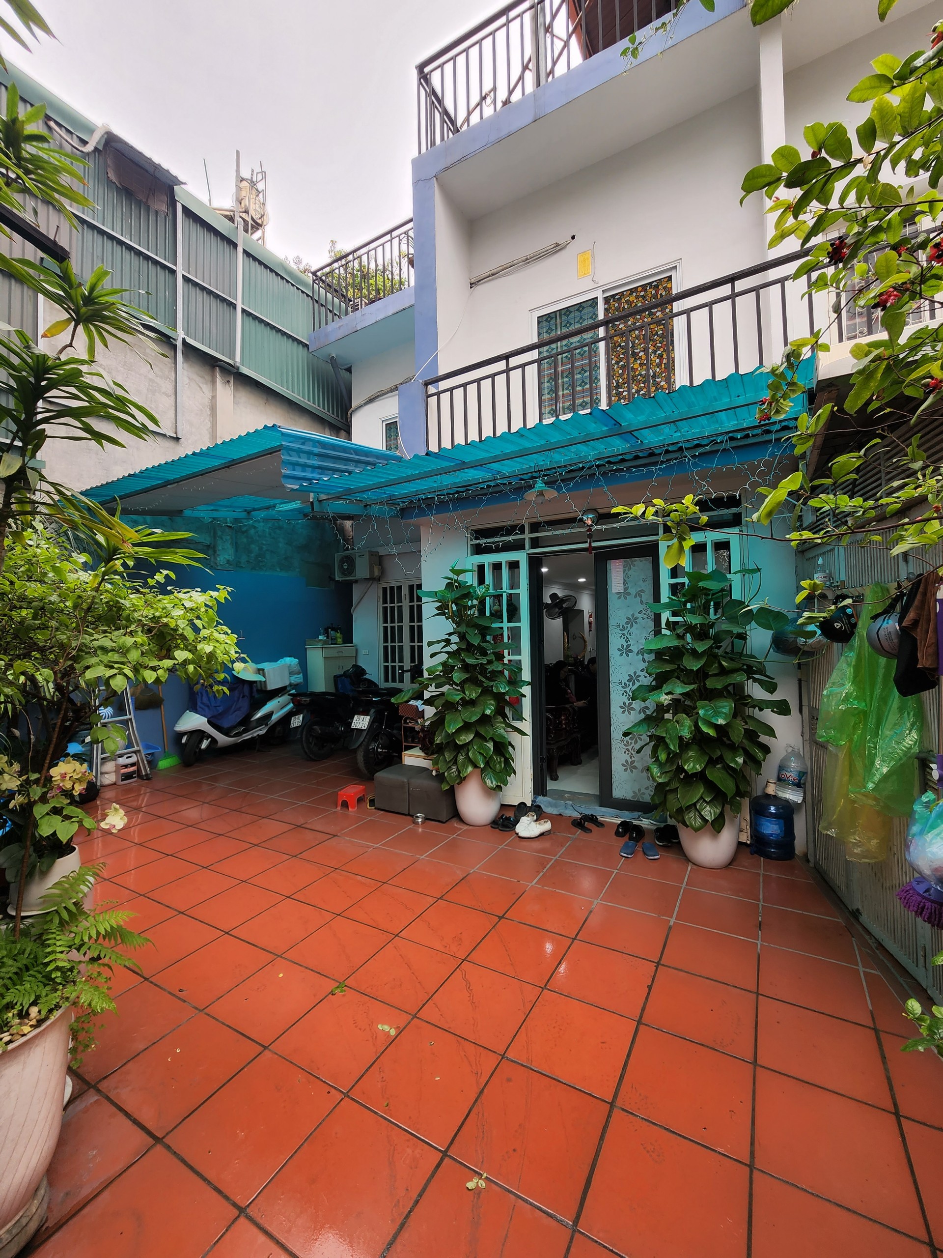 Bán nhà Mai Động: 120m x3T, ô tô, phân lô, nhà đẹp—9,18 tỷ