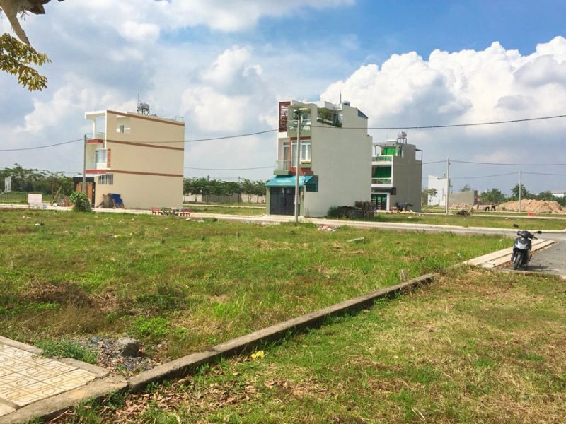 TRONG THÁNG NÀY MUA LIỀN CÓ THƯƠNG LƯỢNG LÔ ĐẤT 3200M2 Ở THỦ DẦU MỘT MÀ CHÚ CHÚ TÁM MUỐN BÁN GIÁ 1