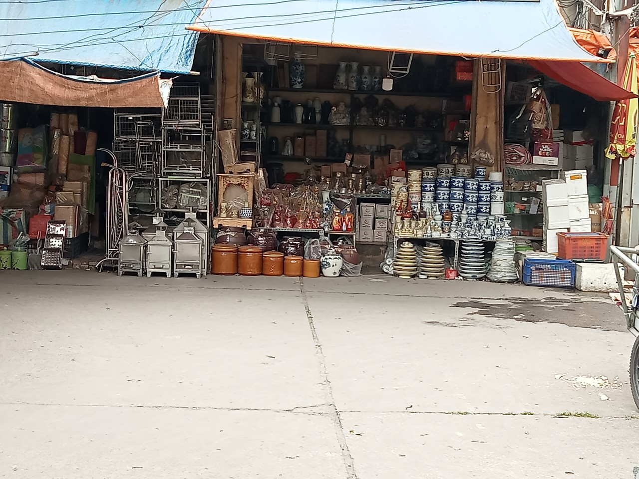 Chính chủ cần bán Ki ốt tại chợ Láng Hạ B, Đống Đa, Hà Nội.