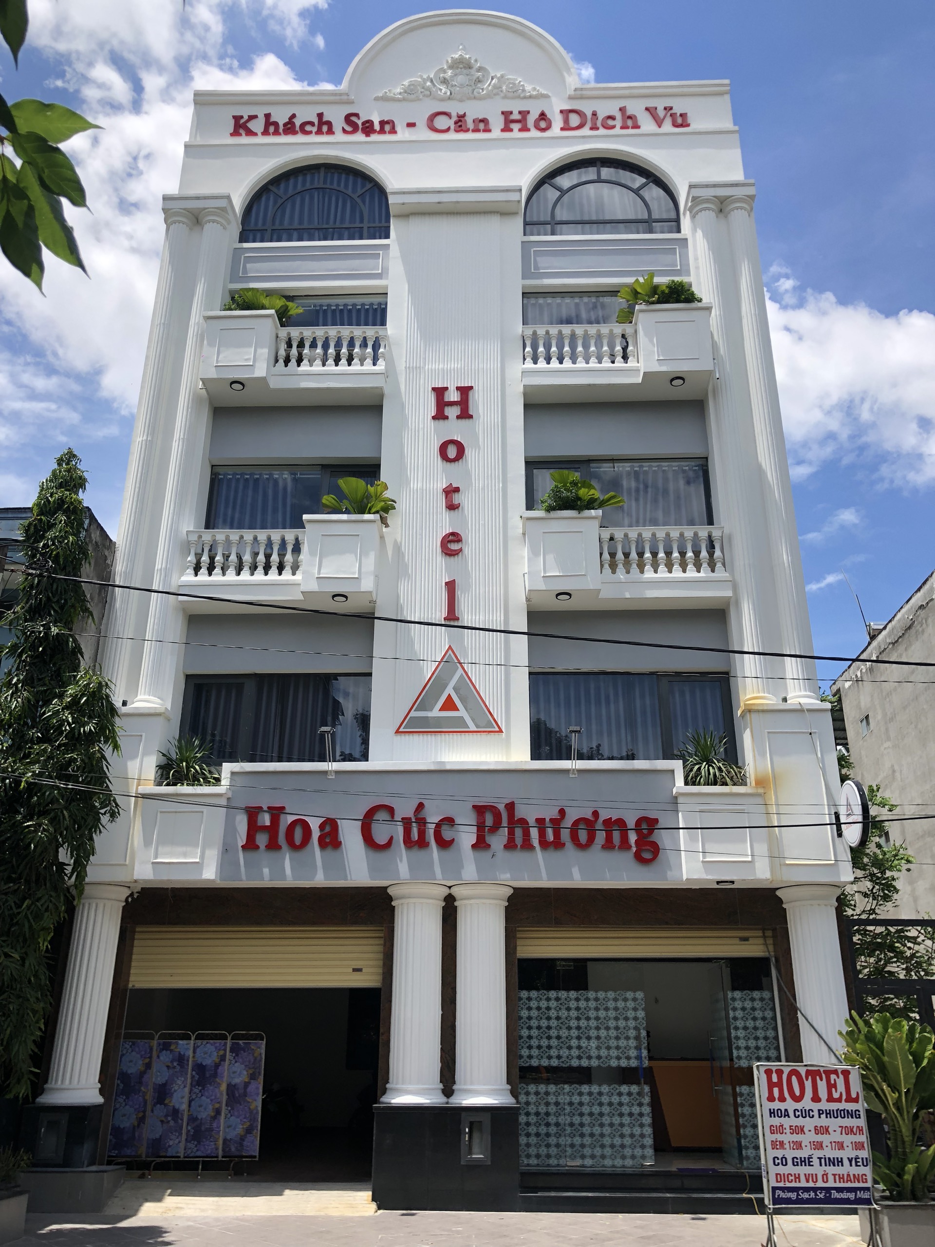 KHÁCH SẠN QL1K. DĨ AN. 239M. 5T. 39P. THU NHẬP 900TR/N. GIÁ HƠN 23 TỶ.