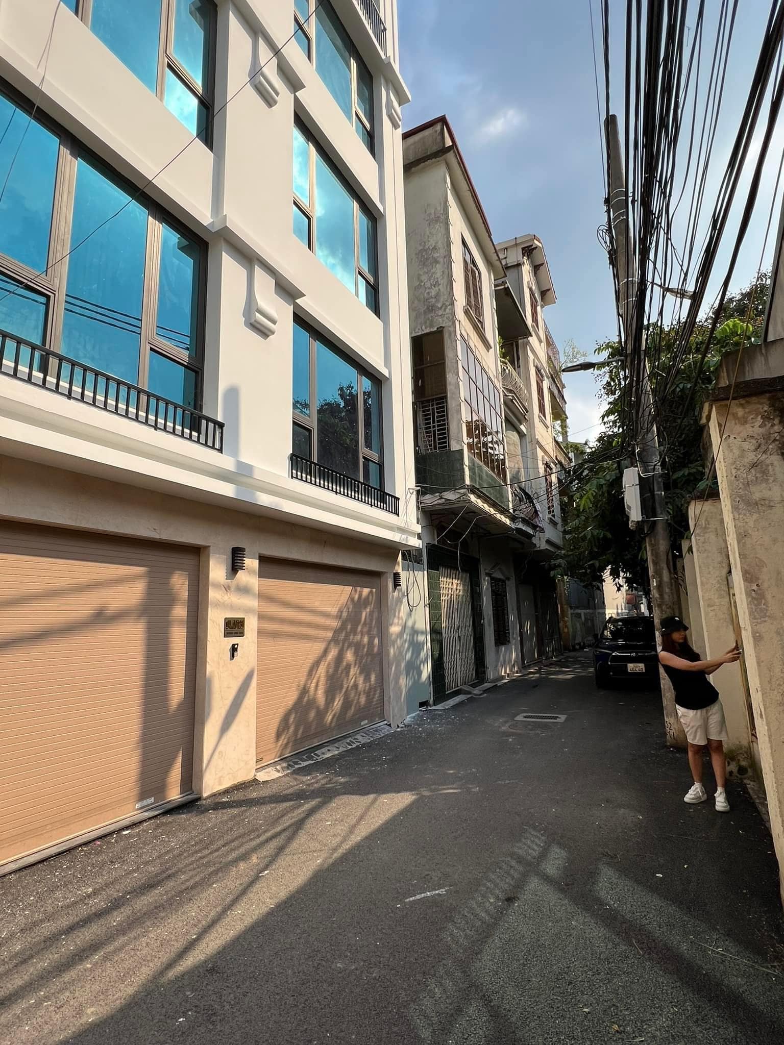 BÁN NHÀ - PHỐ HOÀNG VĂN THÁI - Q THANH XUÂN - DT 55m2_6 TẦNG_ 8m MẶT TIỀN - KINH DOANH ĐỈNH - GARA ÔTÔ -CẦU THANG MÁY