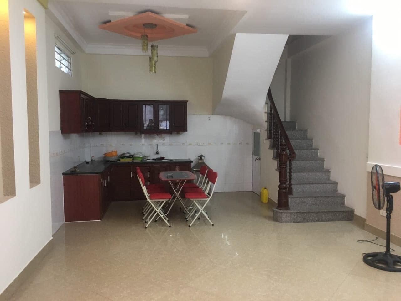 BÁN NHÀ ĐƯỜNG HOÀNG MAI - 42M 5 TẦNG MT 5M - NHỈNH 4 TỶ LÔ GÓC NHÀ DÂN XÂY NGÕ THÔNG CÁC NGẢ GẦN HỒ ĐỀN LỪ