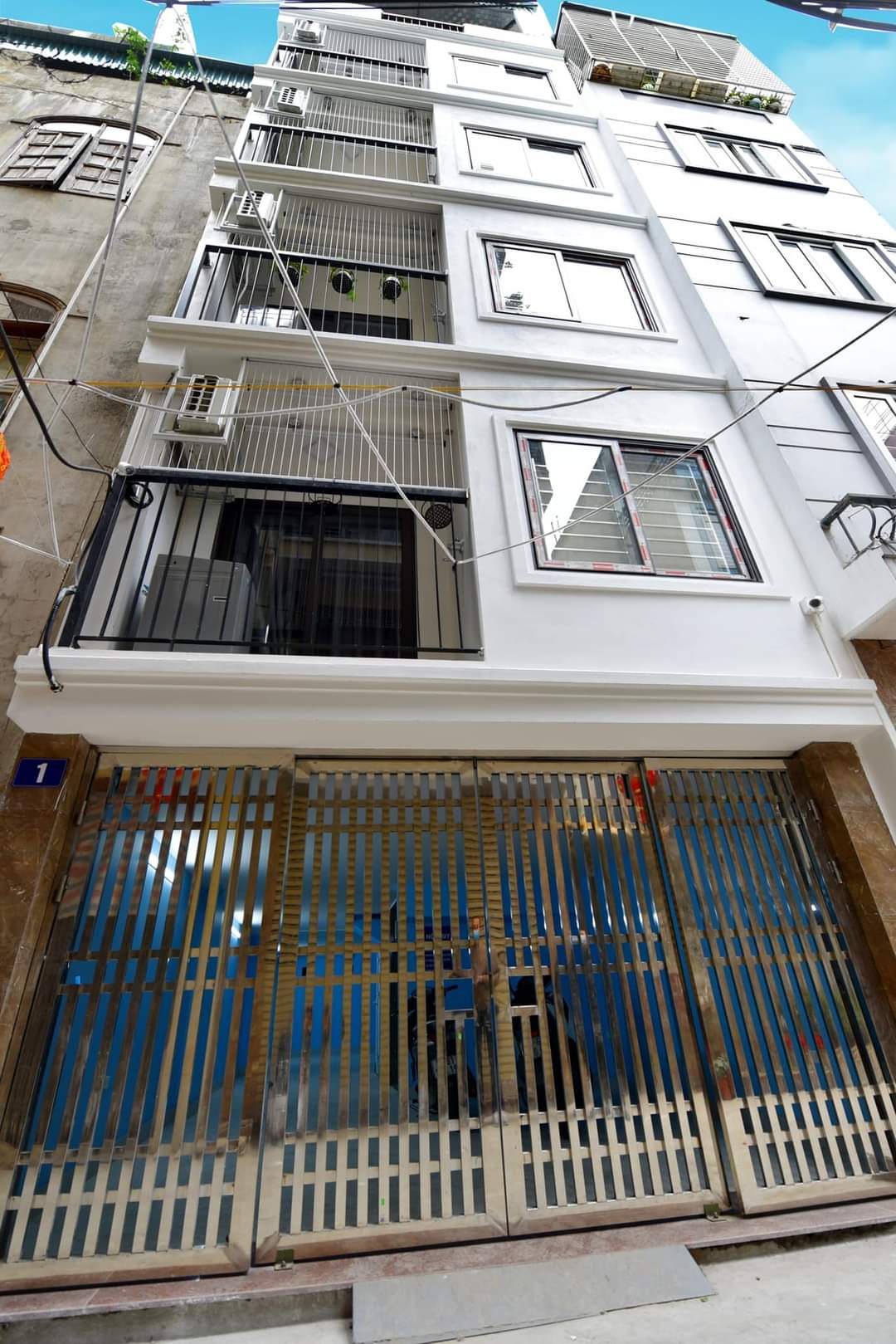 Nhà đẹp ở luôn Cổ Nhuế ngõ ô tô, phân lô thông các ngả, mặt tiền rộng 60m chỉ 4.1 tỷ