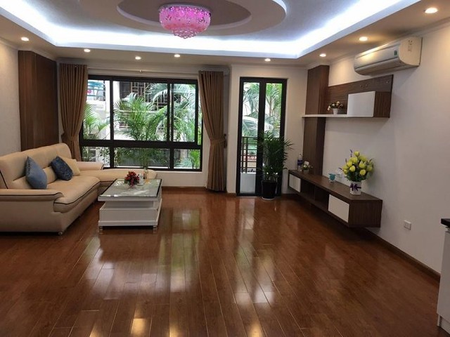 Bán nhà phố Phương Mai, Đống Đa, oto, vỉa hè, 75m2, MT 5m, 17 tỷ 800, LH Ms Linh