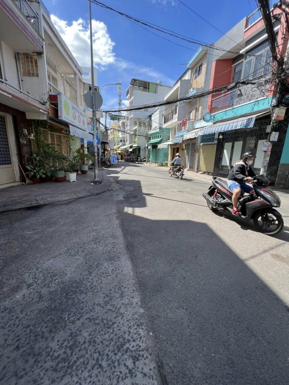 QUẬN 11- NHÀ MẶT TIỀN KINH DOANH LẠC LONG QUÂN, DT 36M2, 4 TẦNG, GIÁ 5.X TỶ