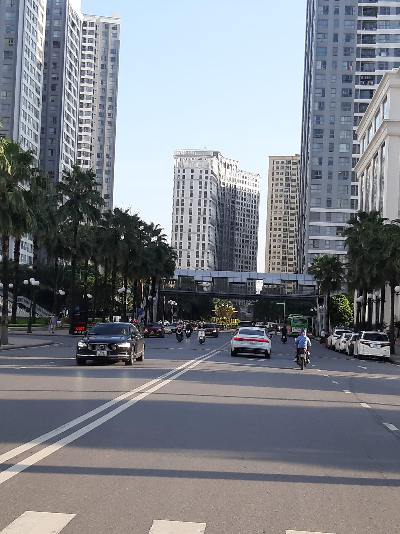 Chính chủ bán căn hộ chung cư cao Sunshine palace