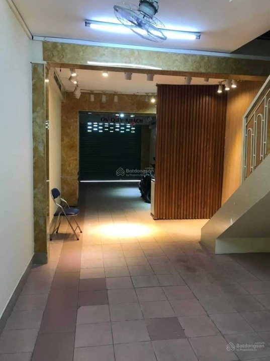 Bán nhà mặt tiền Lê Quang Định 2 tầng 4,5x24m sẵn HĐT 35tr/tháng giá hẻm xe hơi chỉ 185tr/m2