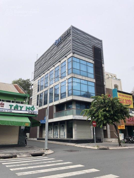 Bay nhanh nhà ở Nguyễn Văn Trỗi Q,PN 6.5x10m 5 tầng