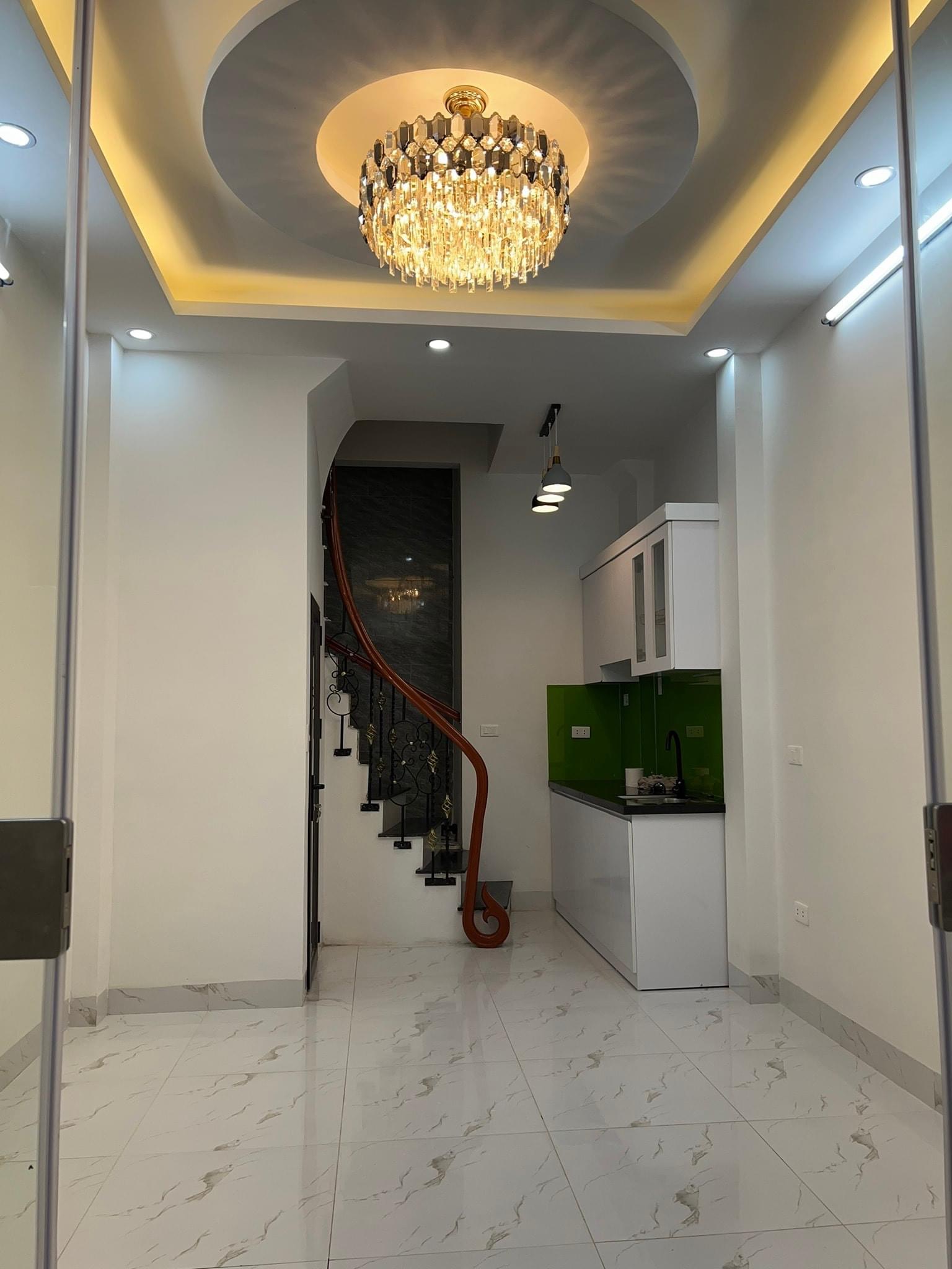 BÁN NHÀ NGÕ CHÙA LIÊN PHÁI QUẬN HAI BÀ TRƯNG - 21M 5 TẦNG MT 3.1M - DƯỚI 3 TỶ NGÕ NÔNG THÔNG CÁC NGẢ NHÀ MỚI ĐẸP LONG LANH