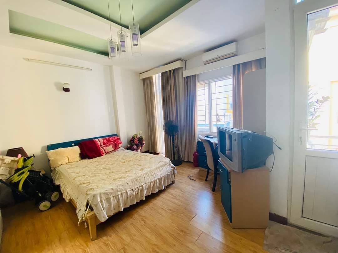 Cực hiếm LÔ GÓC, MẶT PHỐ, Thanh Hà 163m x 4 tầng, MT 6m, giá 85.5 tỷ