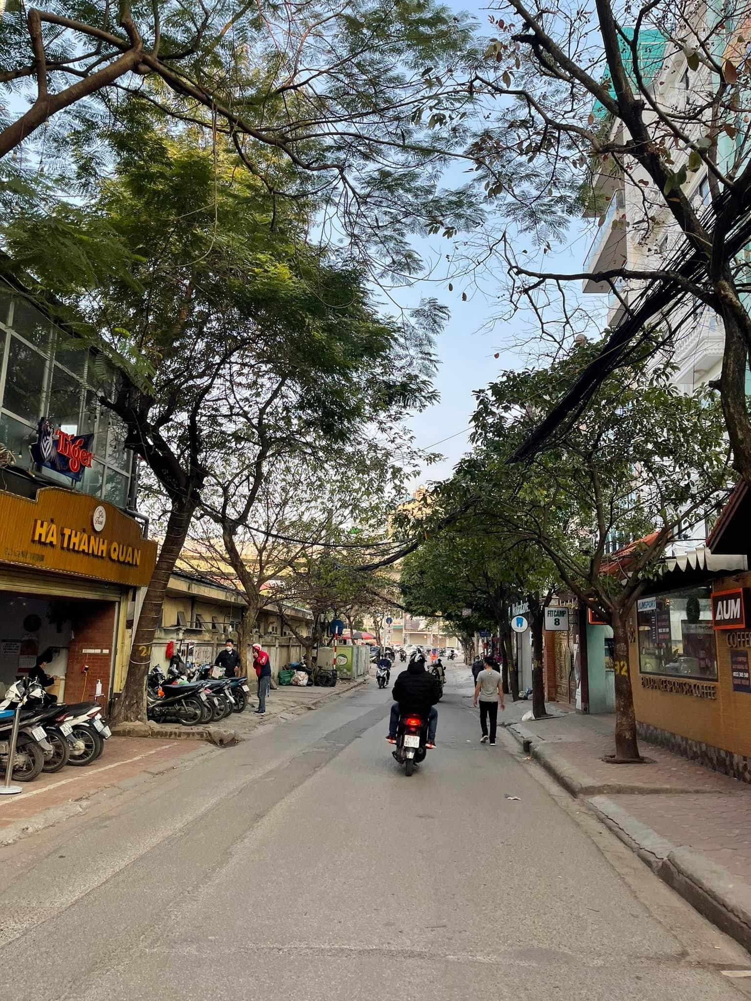 Bán nhà phân lô phố Vũ Thạnh-ngõ ô tô tránh nhau-lô góc 3mặt thoáng-2mặt ngõ- kinh doanh gì cũng đỉnh-đang cho thuê 15TR/tháng