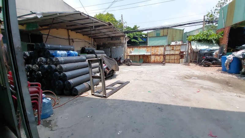 Bán kho xưởng mặt tiền đường Phan Văn Hớn , Quận12, 939m2, giá 65 tỷ TL.