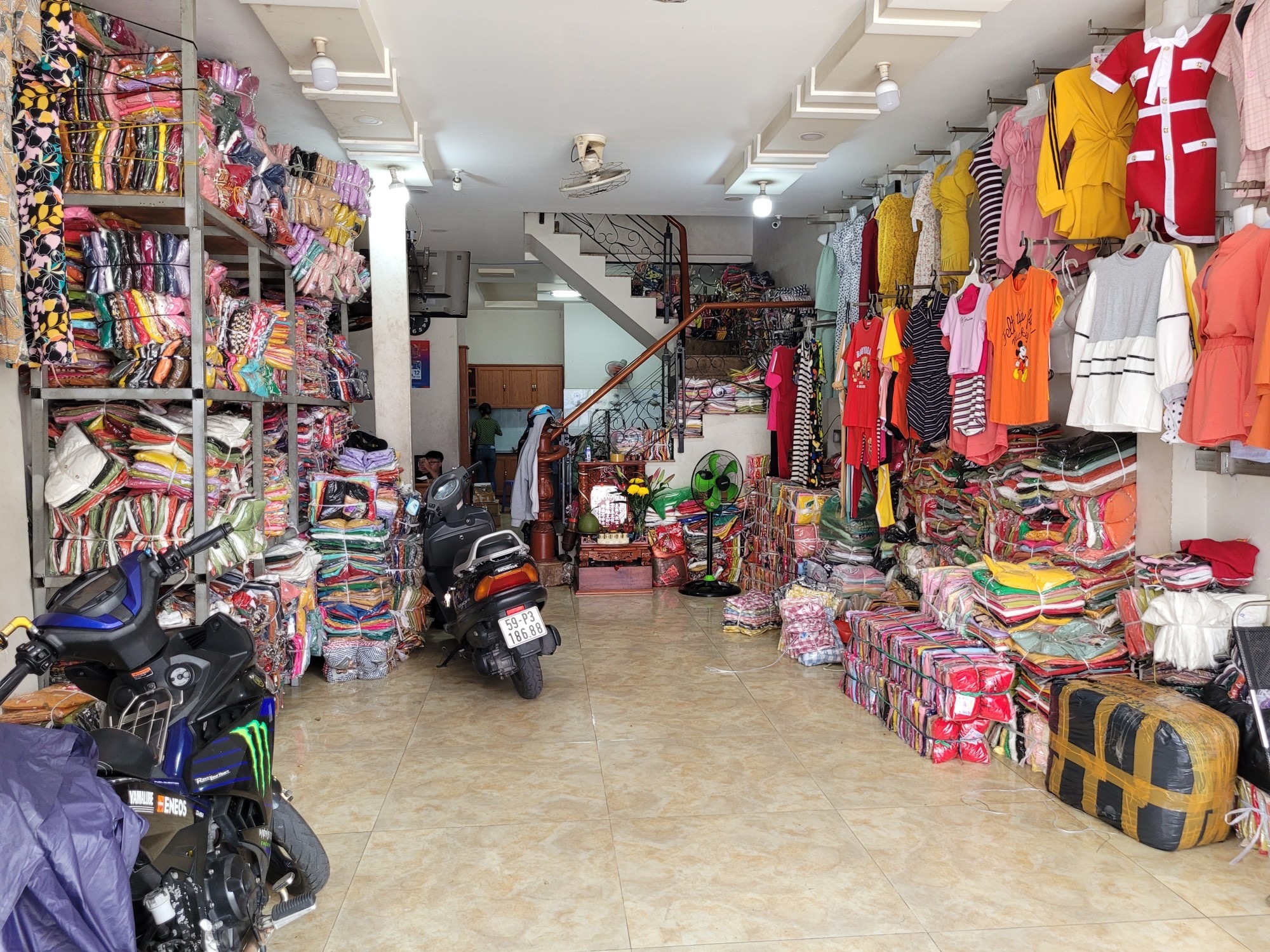 BÁN NHÀ MẶT TIỀN LẠC LONG QUÂN TÂN BÌNH,73M2,5TẦNG.19tỷ8