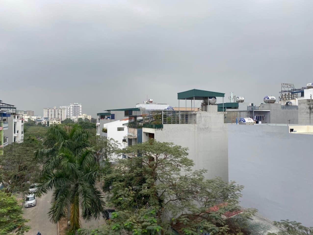 Mảnh đất vuông đẹp như bánh trưng ngày Tết , càng tuyệt vời hơn khi hoa hậu nở Mông chỉ có thể là Ngọc Thụy, Long biên. 69m, 6tỷ.