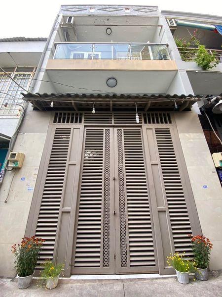 KHU TRUNG TÂM GÒ VẤP-NGAY BỆNH VIỆN HỒNG ĐỨC-NHÀ MỚI 3 TẦNG-2 MẶT TIỀN-THỐNG NH-DT 34M2