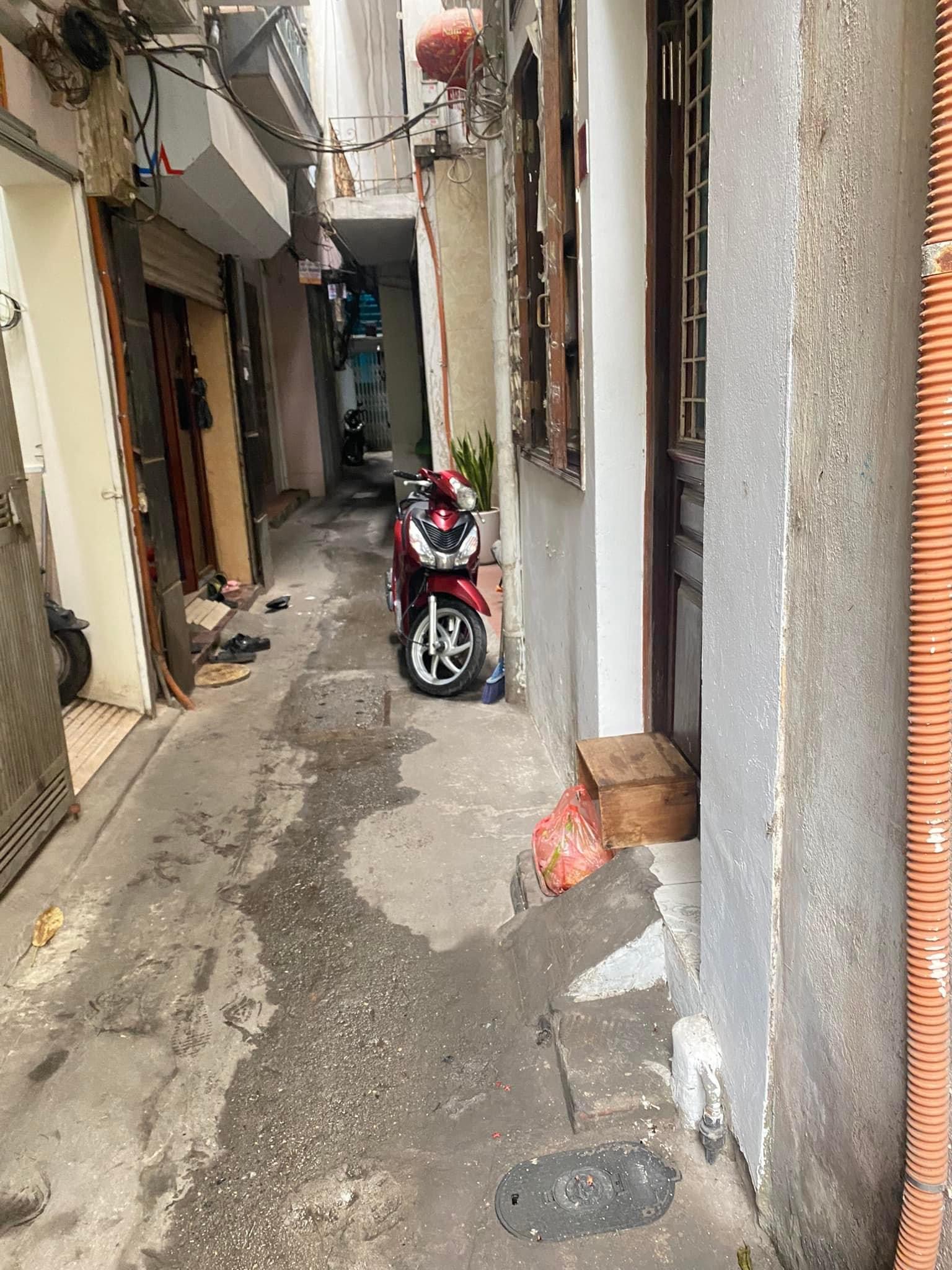 TRUNG TÂM ĐỐNG ĐA 60Mm2, 3 TẦNG, mặt tiền 4m, Giá 4,5 tỷ, SỔ NỞ HẬU, NGÕ RỘNG, GẦN Ô TÔ.