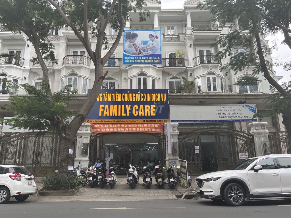 Hàng Hot-Bán Nhà Tại Đường Nguyễn Trãi Q,1 4.7x9.3 Trệt, 4 lầu, st Giá:13Tỷ