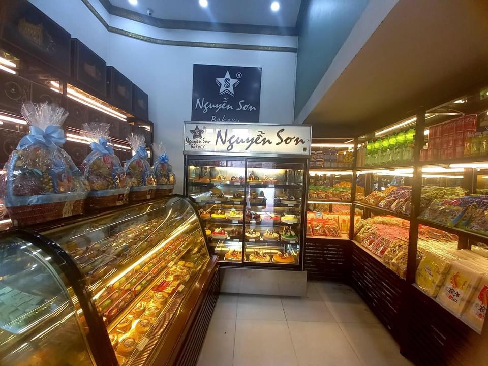 BÁN NHÀ MẶT PHỐ - NGUYỄN VĂN CỪ - LONG BIÊN - KINH DOANH - CHO THUÊ - VỈA HÈ RỘNG