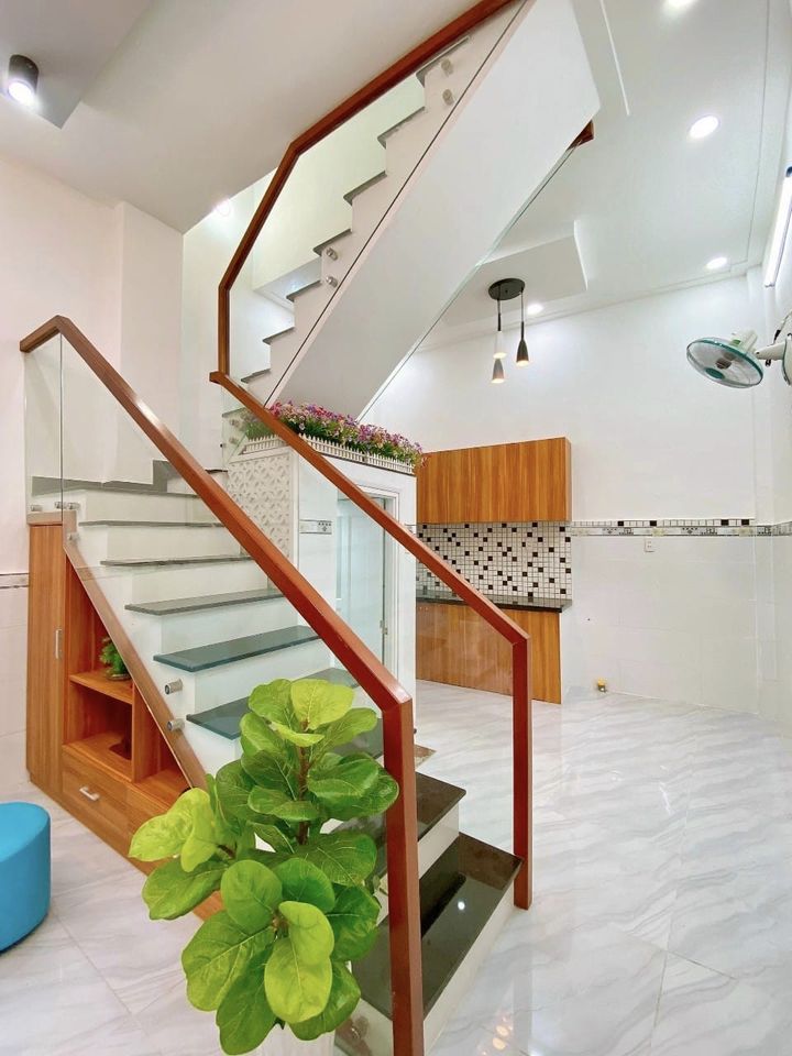 Nhà bán đường Quang Trung P10 Gò Vấp - 2 tầng 2PN2WC - 3.2 tỷ.