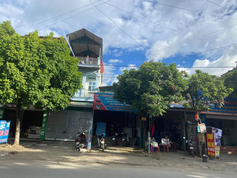 Bán nhà số nhà 212 đường Hoàng Công Chất, thành phố Điện Biên Phủ