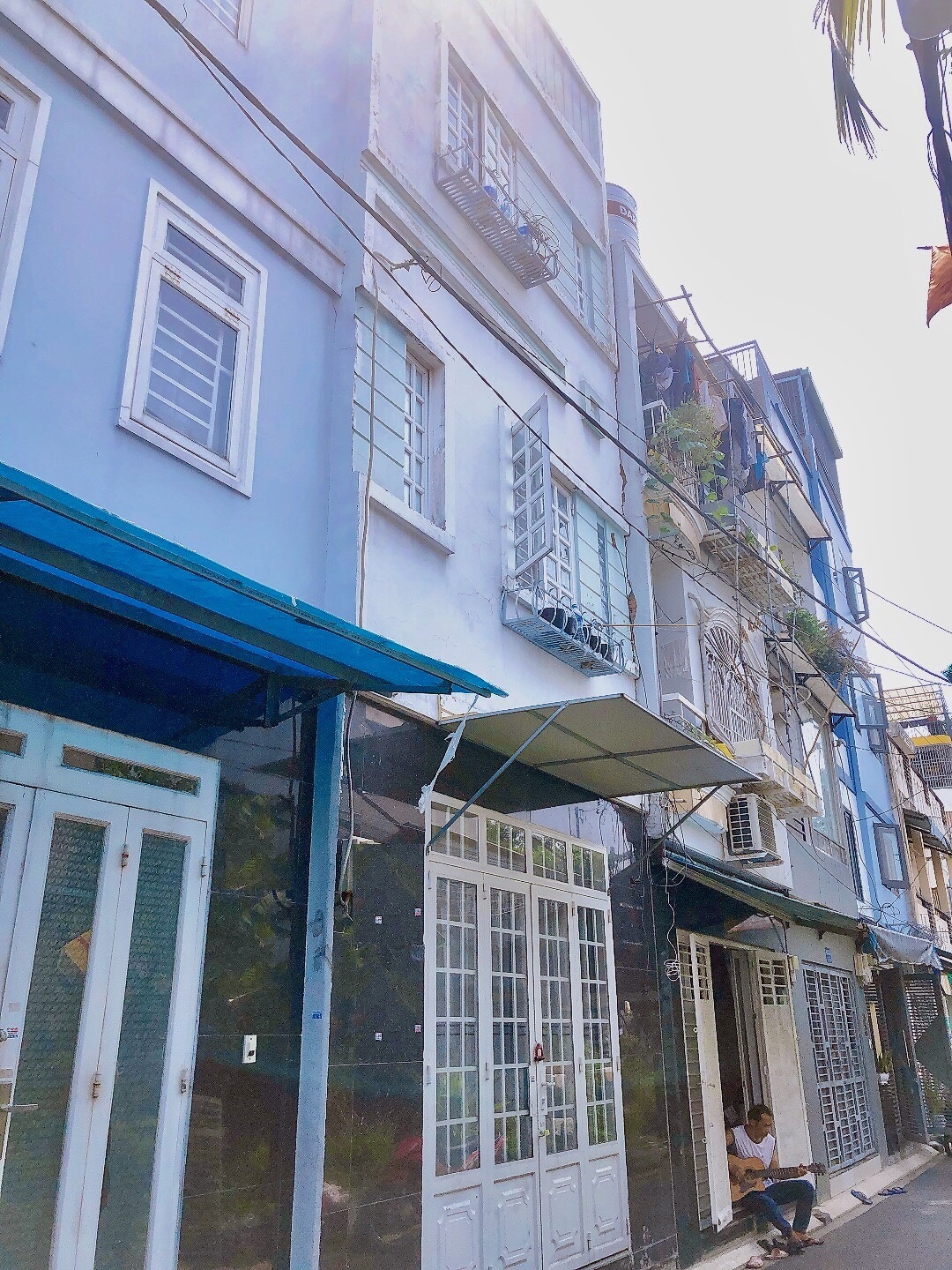 Bán nhà hẻm xe hơi đường Tân Sơn Nhì,DT:4x5m đúc 3 lầu ngay trung tâm giá 3 tỷ