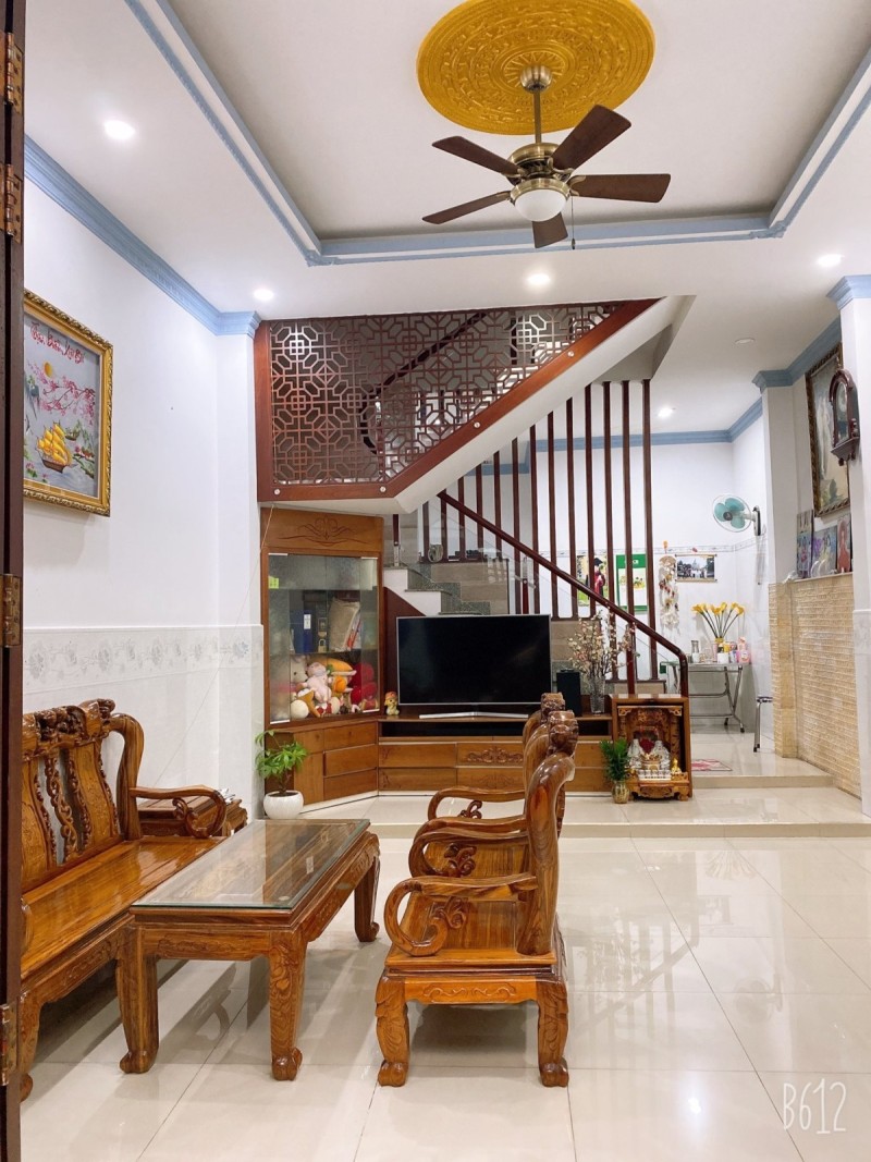 Bán nhà 4 Tầng, Lê Văn Thọ, Phường 8, Gò Vấp, 68m2, Giá chỉ 5 tỷ 9. TL