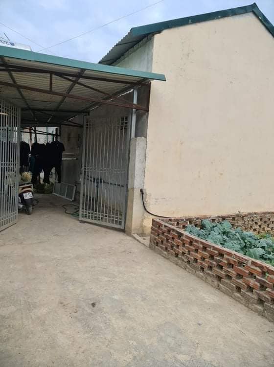 Cho thuê nhà khép kín gần sân bóng Ta Pô, phường Thanh Trường