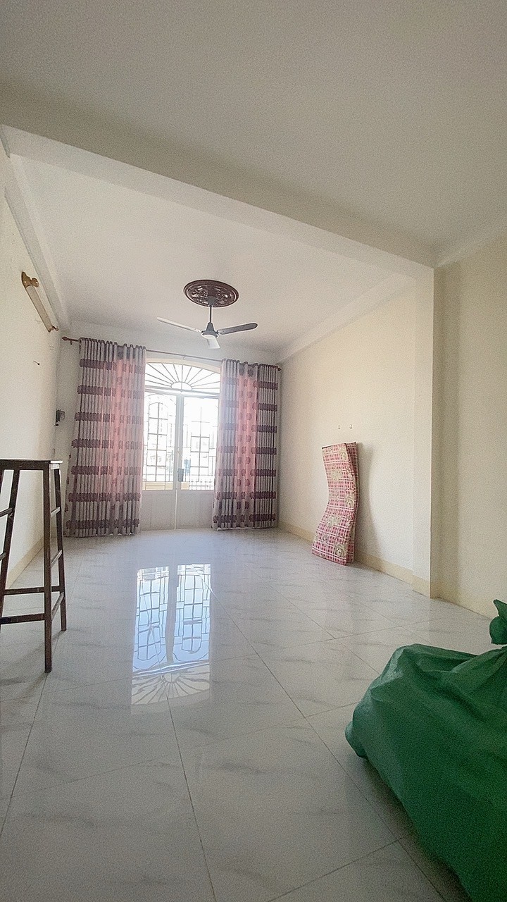 Bán nhà gần Cư xá Đồng Tiến, Quận 10, 50m2, hẻm ô tô, 7 tỷ nhỉnh